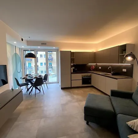 Apartman Luma Apartment: Luxurious Terrace In Skyscraper 5 Minutes From Duomo